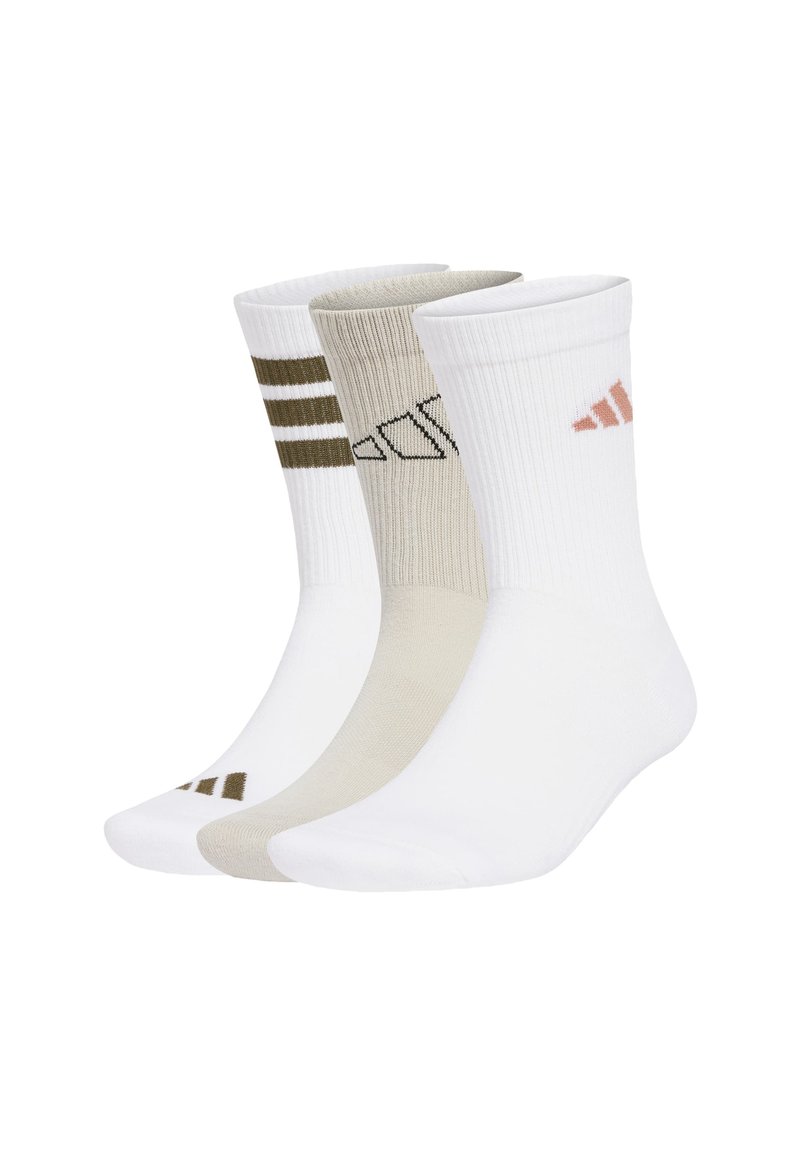 Tres pares de calcetines de tripulación en blanco, beige y oliva. Presentan textura acanalada, rayas contrastantes y acentos de logotipo en varios colores.