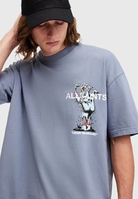 AllSaints Printtipaita - blue