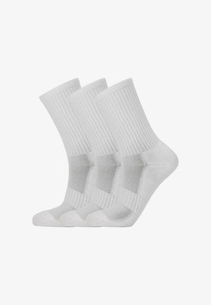 Vita bomullssockor i ett paket om tre, med ett ribbat mönster, förstärkt häl och tå, samt en slät yta.
