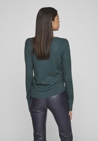 VILA VIRIL L/S V-NECK TOP - Džemperis - ponderosa pine