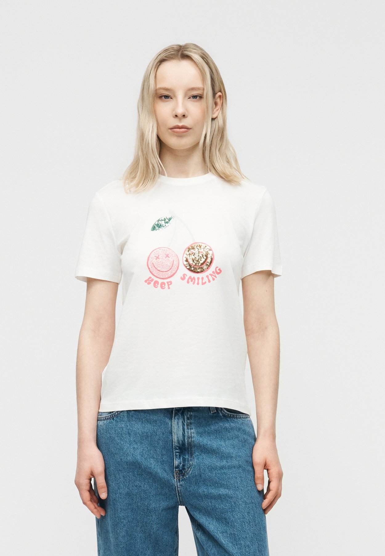 ONLKITA TEE