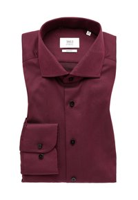 Bordeaux slim-fit overhem met een gestructureerd patroon, zwarte knopen, een kraag en een enkele zakdetail aan de linkerkant.