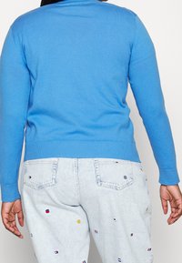 Tommy Hilfiger Curve Jersey de punto - royal blue