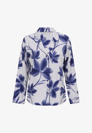 Camisa blanca de manga larga abotonada con estampado floral azul y ribete azul marino a lo largo del cuello, los puños y la tapeta de botones.