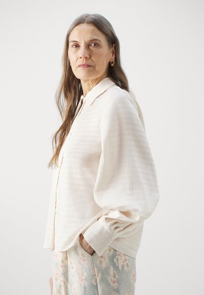 Hofmann Copenhagen ISABELLE - Skjortebluse - crème