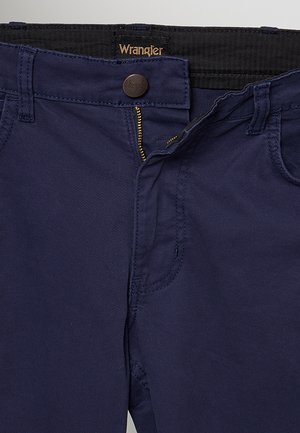 Wrangler, GREENSBORO, granatowy