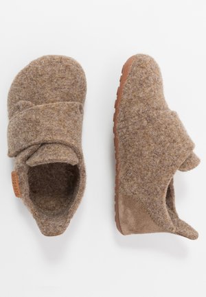 HOME SHOE - Slippers - camel