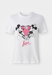Bijela pamučna majica s grafikom Mickeyja i Minnie Mouse kako drže za ruke unutar srca od ružičastog sjaja, s natpisom "Ljubav" ispod.