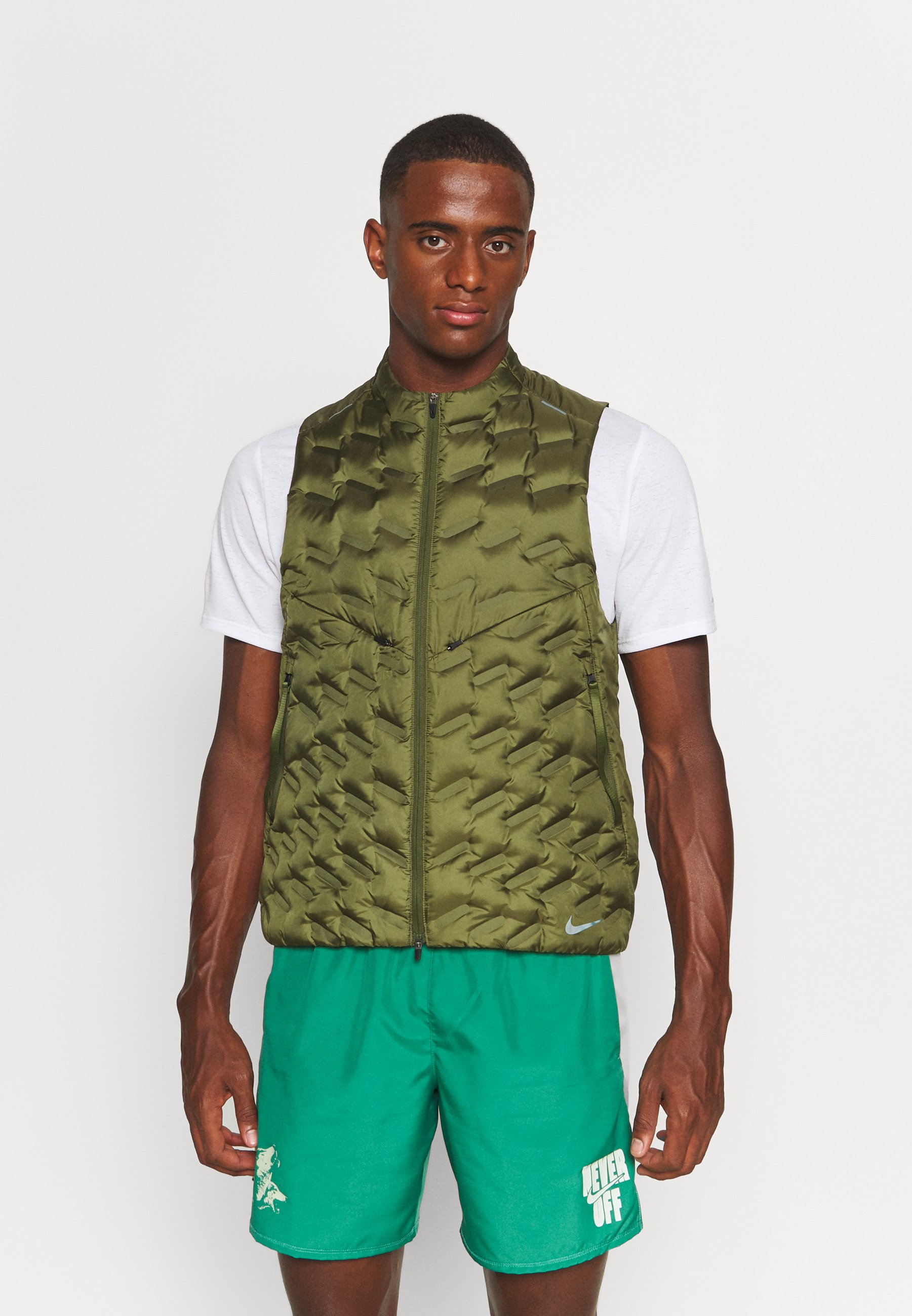 Nike Performance Bodywarmer - rough green/kaki - Zalando.nl