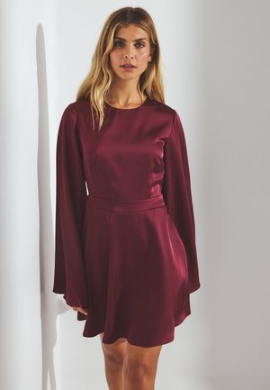Robe de jour - wine