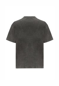 Grijze katoenen t-shirt met een relaxte pasvorm, korte mouwen en een ronde hals. Zachte textuur met een vervaagde afwerking en geen zichtbare logo's of patronen.