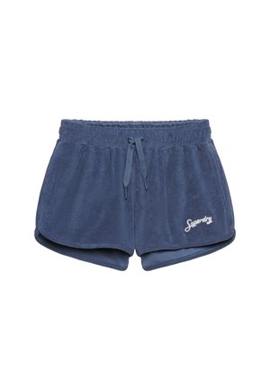 Pantalones cortos de rizo azul marino con cintura elástica, cordón, bolsillos laterales y logotipo "Superdry" bordado en blanco en la pierna izquierda.