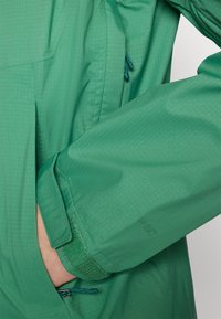 Patagonia GRANITE CREST RAIN - Vodotěsná bunda - gather green