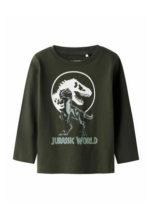 Tummanvihreä pitkähihaaminen paita, jossa on graafinen kuva raparperista ja T-Rexin pääkallosta ympyrässä, ja "JURASSIC WORLD" -teksti alla.