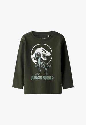 Mørkegrøn langærmet skjorte med grafik af en T-Rex og Jurassic World-logo i lyse farver på forsiden.