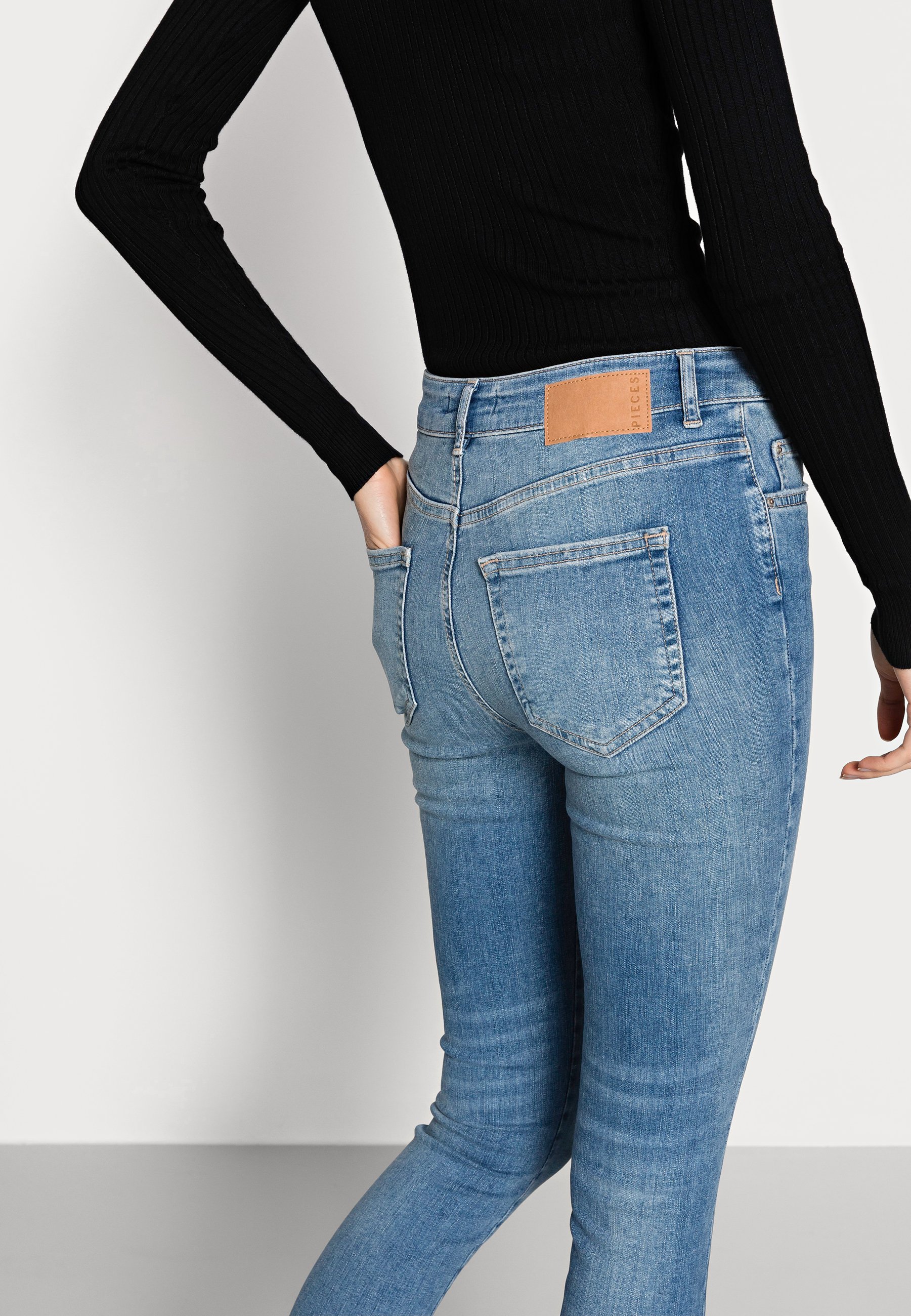 PIECES Tall PCDELLY - Jeans Skinny Fit 