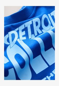 Non sélectionné, blue