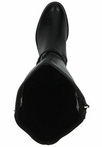 Botín negro hasta la rodilla hecho de cuero suave con punta redondeada, cremallera lateral y un detalle trenzado alrededor del tobillo. El interior está forrado.
