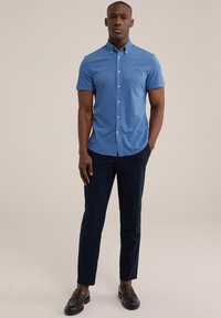 WE Fashion THE KNITTED - Marškiniai - blue