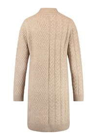 Cardigan en maille beige avec texture torsadée. Manches longues, col montant et ourlet côtelé. Matière douce et épaisse avec un dos sans coutures.