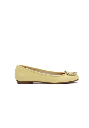 SEVILLA - Ballerines - yellow