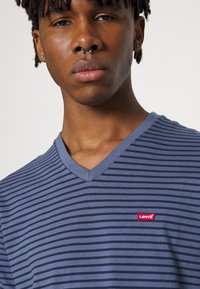 Levi's® ORIGINAL - T-shirt básica - finial nightshadow blue