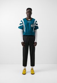 adidas Originals DEUTSCHLAND DFB LOOSE WOVEN