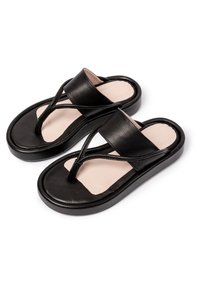 L37 Sandales tongs - black