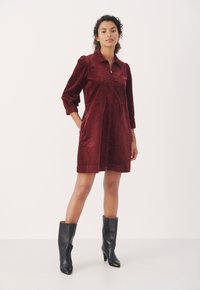 Part Two EYVOR - Abito a camicia - tawny port