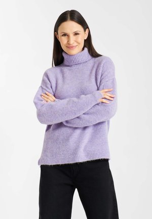 - Sweter