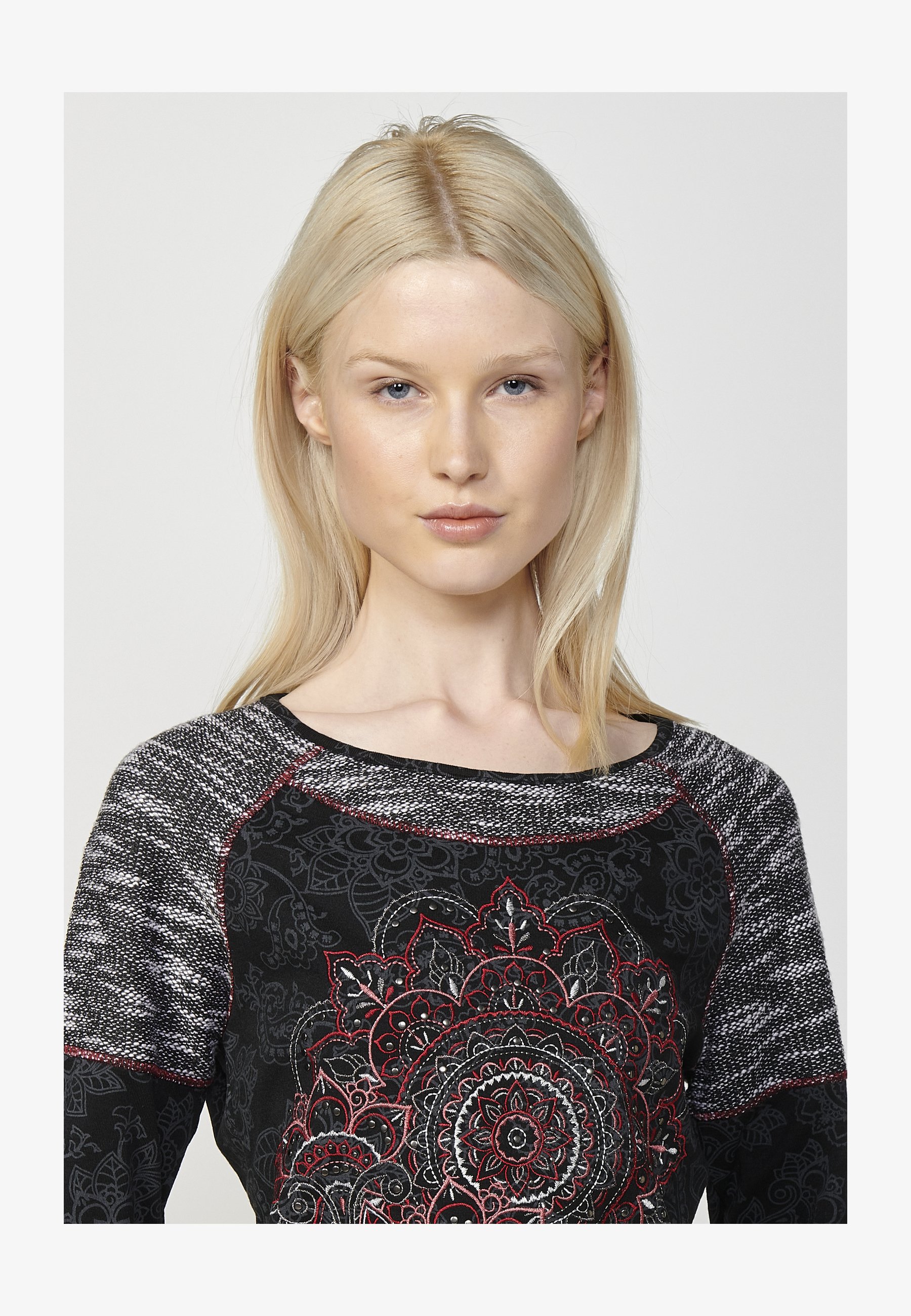 Koroshi Maglietta Donna Manica Lunga Con Pizzo - Girocollo Eleganza Nero - 100% Poliestere