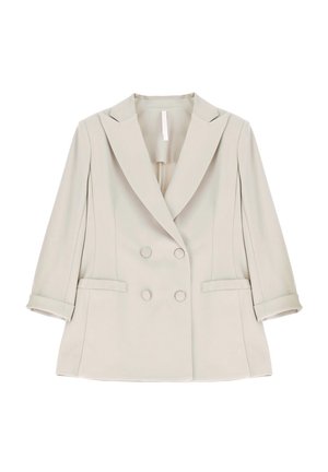 Blazer doppiopetto beige chiaro con rever a lancia, due tasche anteriori con patta e maniche arrotolate ai tre quarti, steso su sfondo bianco.