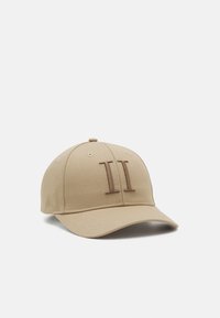 Selecionado, dark sand/caribou brown