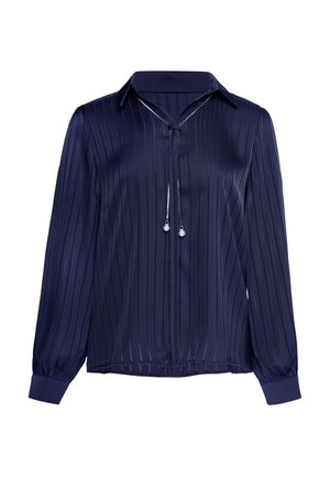 Blusa blu scuro a maniche lunghe con righe verticali, un colletto e una cravatta con perline simili a perle alle estremità.