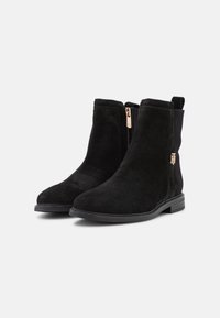 Tommy Hilfiger Botines - black