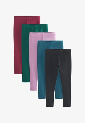 Cinque paia di leggings in vari colori: bordeaux, verde, lavanda, turchese e nero. Realizzati in tessuto elasticizzato con una texture liscia.