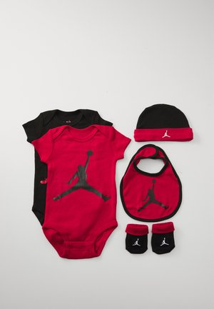 JORDAN CORE SET UNISEX - Dovanos kūdikiams - gym red
