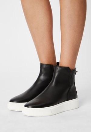 Tamaris Platform ankle boots - black