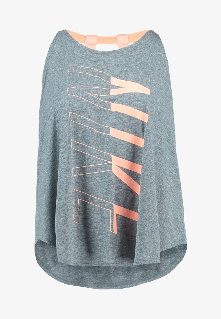 Haut de sport gris sans manches avec larges emmanchures et logo vertical "NIKE" couleur pêche à l'avant.