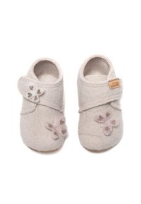 Living Kitzbühel BABYKLETTSCHUH SCHMETTERLING - Tofflor & inneskor - oat milk