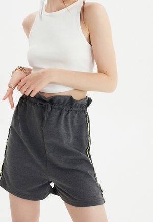 Shorts - grey