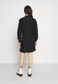 Levi's® Farkkumekko - black denim