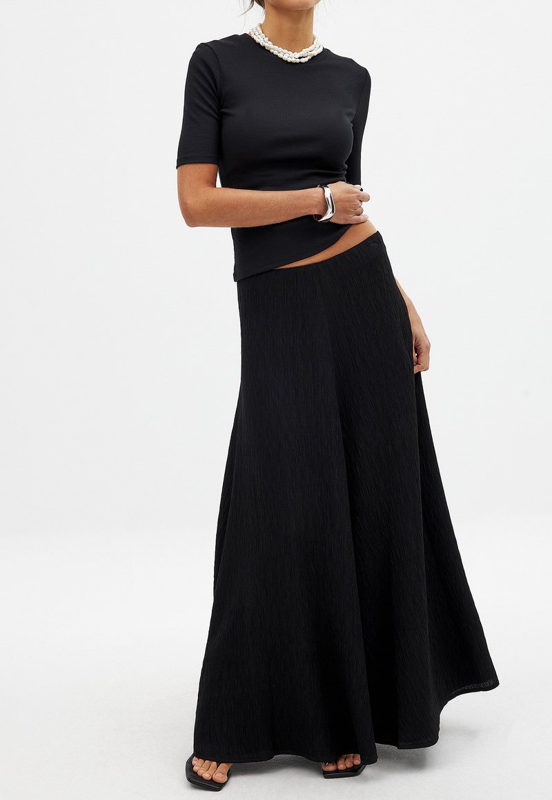NA-KD Jupe longue - black