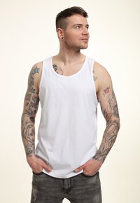 Henry Tiger Top