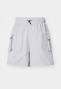 Unselected, lt iron ore white