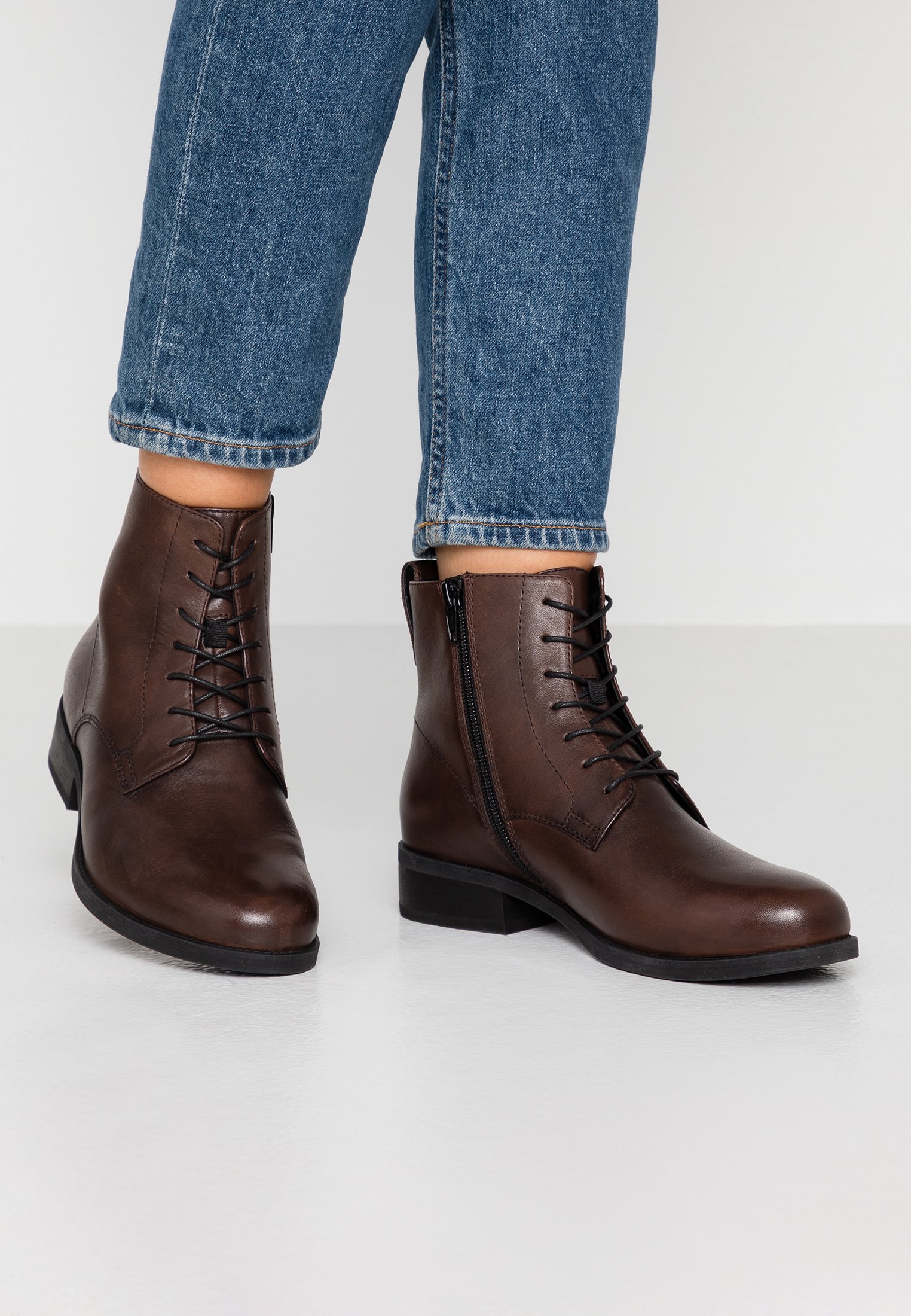 vagabond cary ankle boots