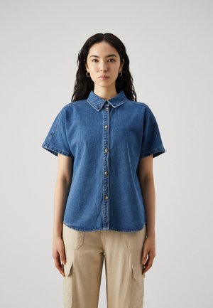 ONLKARLA SHIRT - Skjorta - medium blue denim