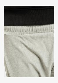 Non sélectionné, grey