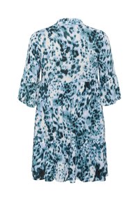 Robe à manches courtes en tissu léger, ornée d'un imprimé léopard bleu et noir, avec des manches volantes et un design à ourlet à étages.