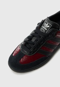 adidas gazelle silver green womens Comme Des Garons Adidas Samba